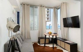 Sea View Designed Studio Apartment In Front Of Hilton Tlv